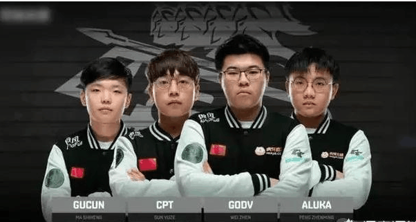 梅西庆祝进 梅西庆祝进