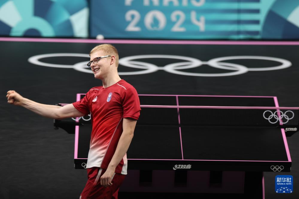 也彰显了他 也彰显了他