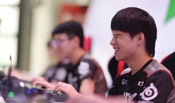 再战皇马，弗里克执教生涯此前六次带队参加决赛全部夺冠.