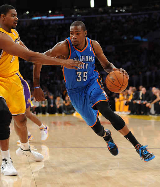 湖人vs森林狼G2伤病报告：迪林汉姆缺阵 克勒贝尔无法上场