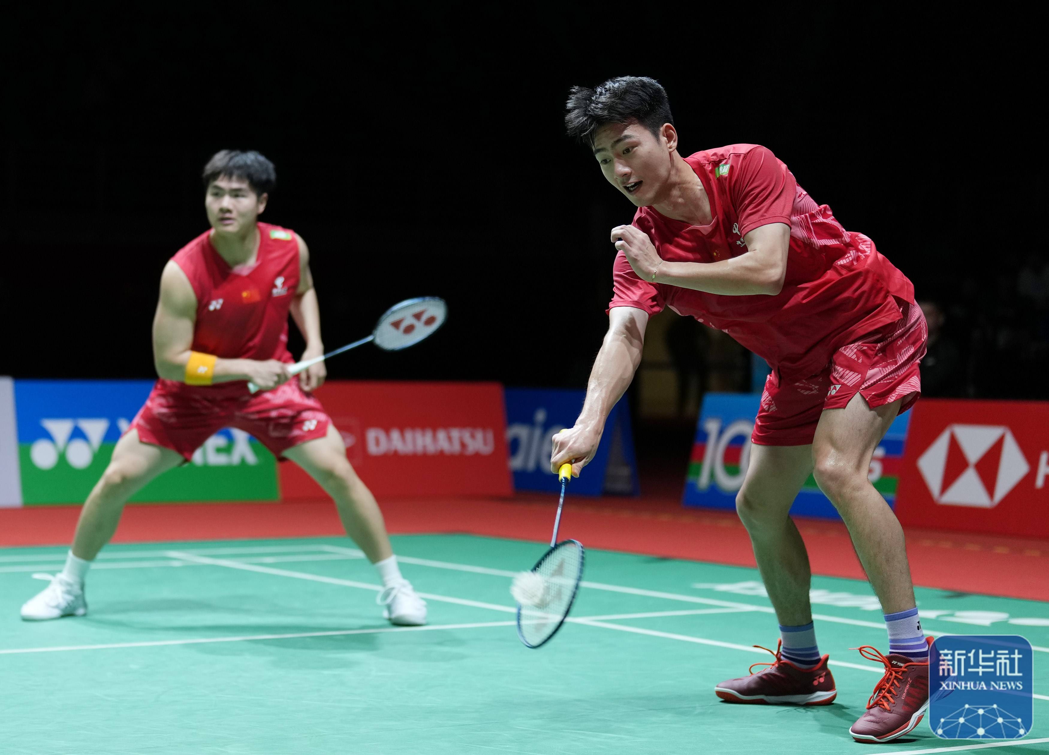 属与现实选 属与现实选